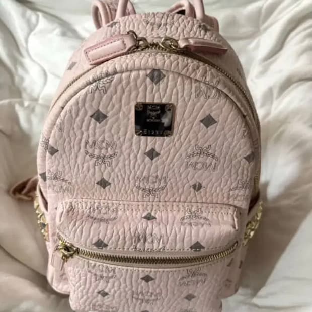 가격고정)mcm파우더핑크 미니 양지뢰히메갸루핀터베메클리즈리사stc대장