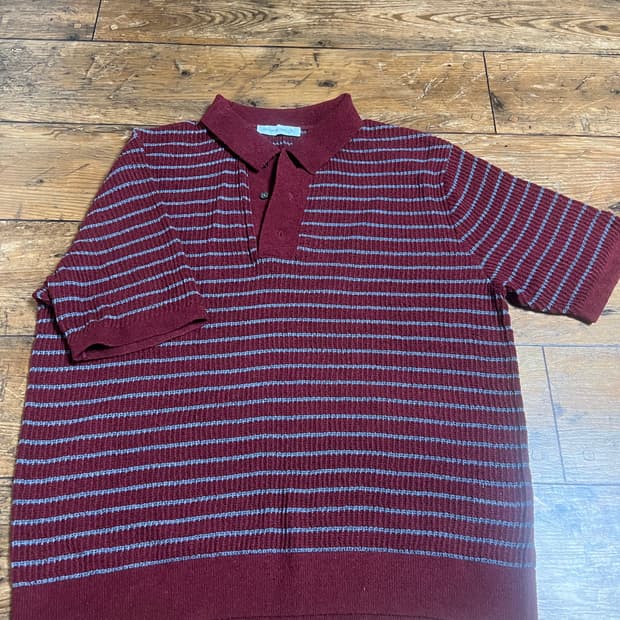 인템포무드 반팔니트 XL 허니비 스트라이프 칼라 니트웨어_와인색