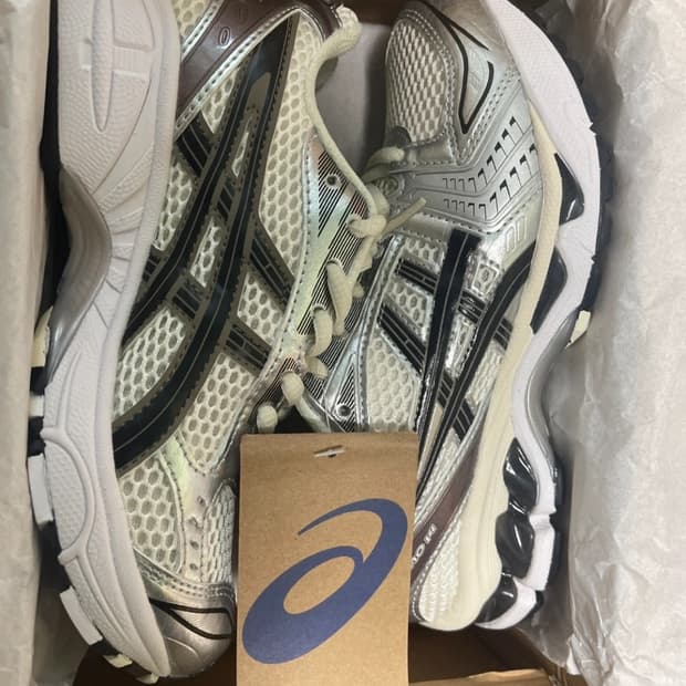 아식스 젤카야노 14 크림블랙