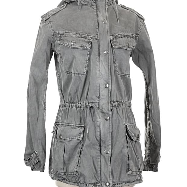 Aritzia Talula Trooper ํ๋์์ผ