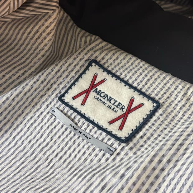 몽클레어 감마블루 패딩