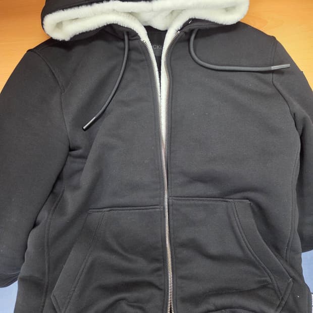 무스너클 버니스웨터 S 블랙