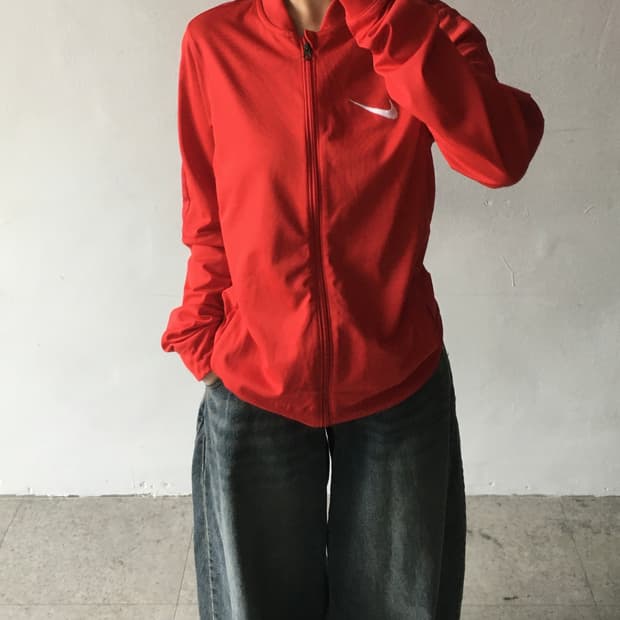 나이키 스우시 트랙탑집업