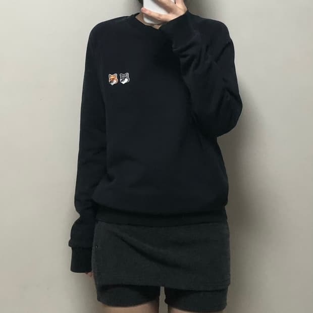 메종키츠네 더블 폭스 헤드 맨투맨