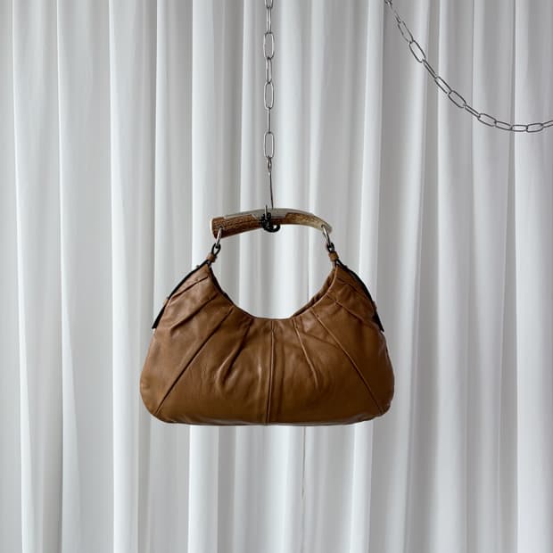 생로랑 몸바사 SS02 혼 숄더백