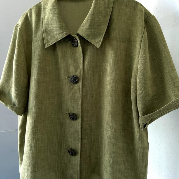 Natural touch cropped H/S big shirt