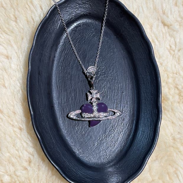 Vivienne Westwood Orb Heart Pendant Neck