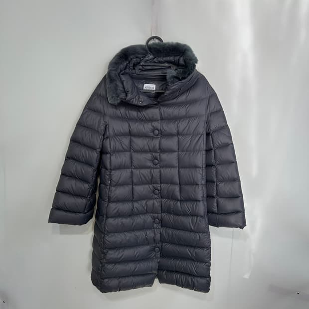 아르마니꼴레지오니 여성 거위털 패딩 42사이즈(95정도)