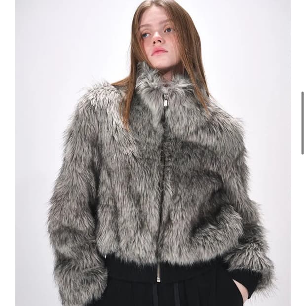 에트몽 하이넥 퍼 집업 자켓 블랙