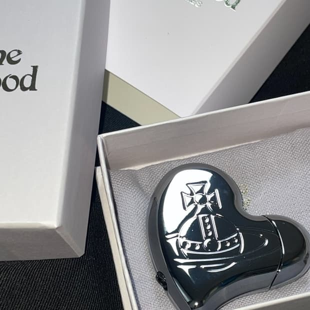 비비안웨스트우드 하트라이터 실버