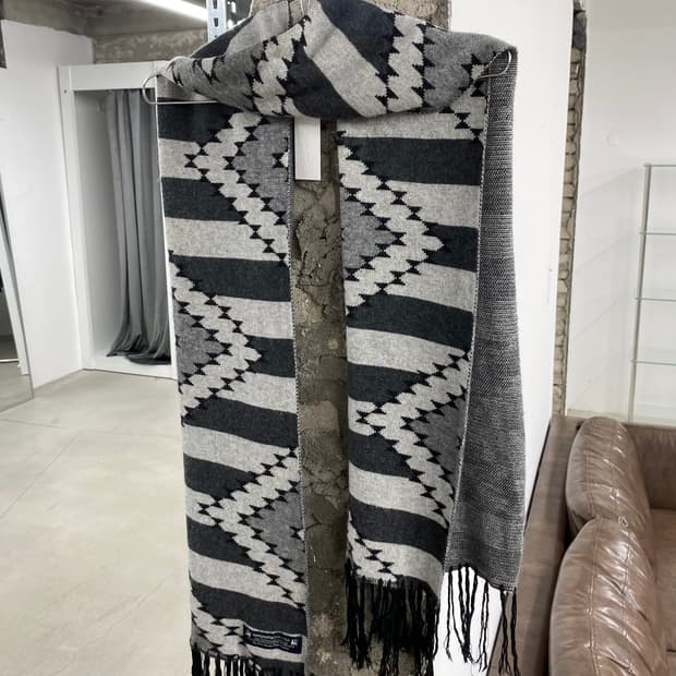 사스콰치패브릭스 나바호 머플러