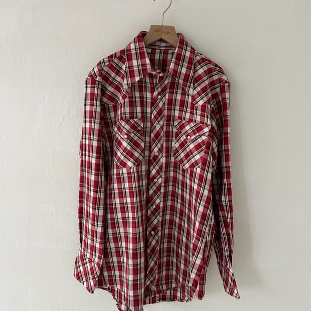 90's red check Western Shirt.