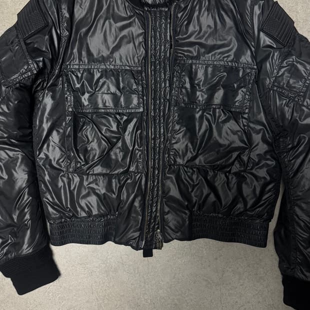 [48] 솔로이스트 성조기 봄버