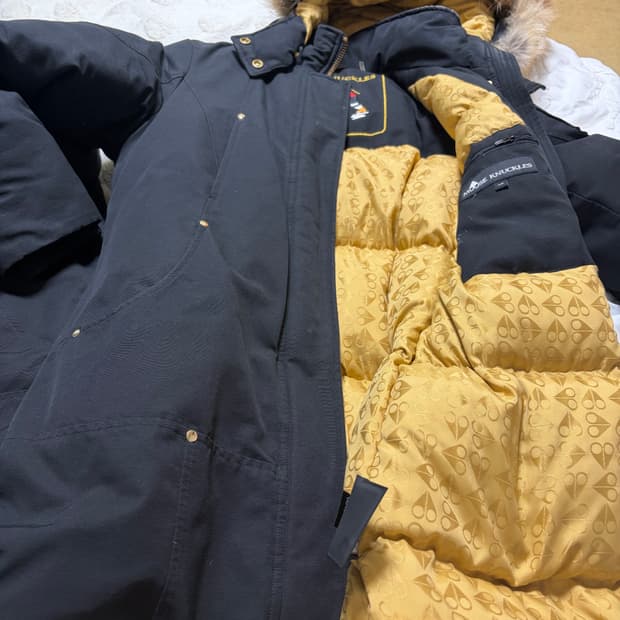 무스너클 여성패딩
