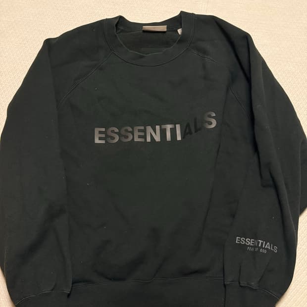 이센셜 맨투맨 블랙 L