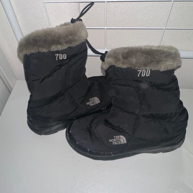 (하자 있음) 빈티지 노스페이스 패딩 부츠 250