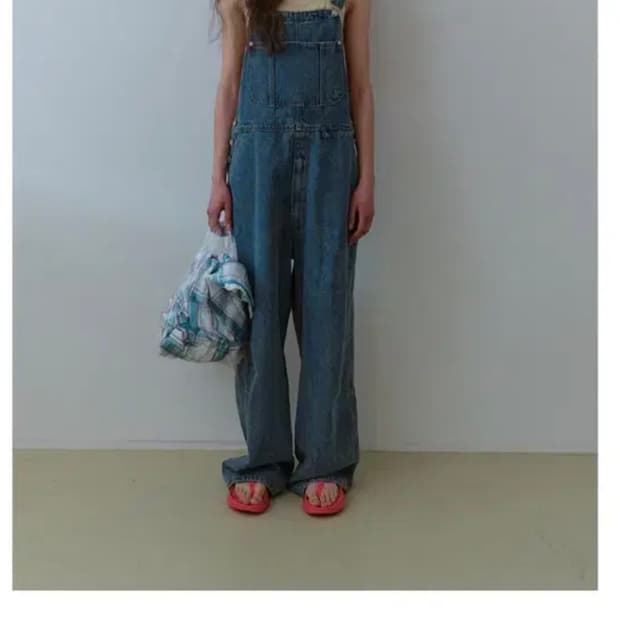 노컨텐츠 멜빵바지