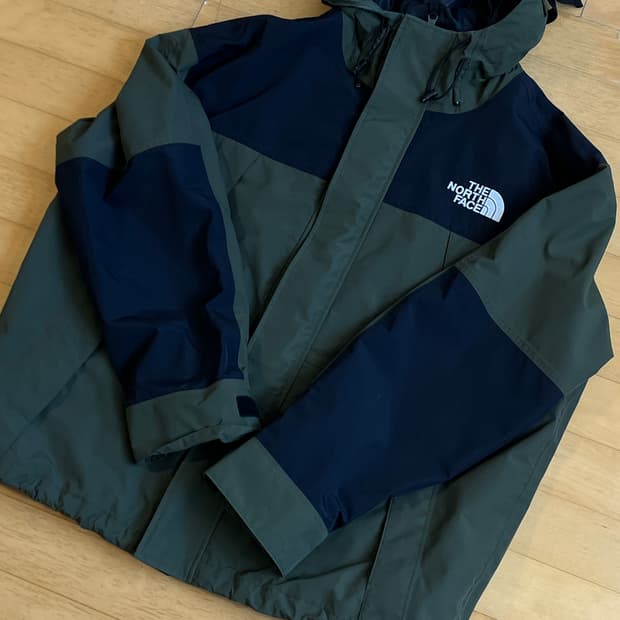 슈노맛 노스페이스 바람막이 L(100) 올리브/블랙