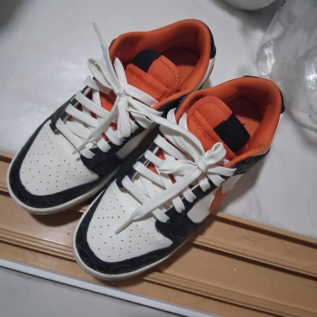 나이키 덩크로우 레트로 프리미엄 할로윈 250