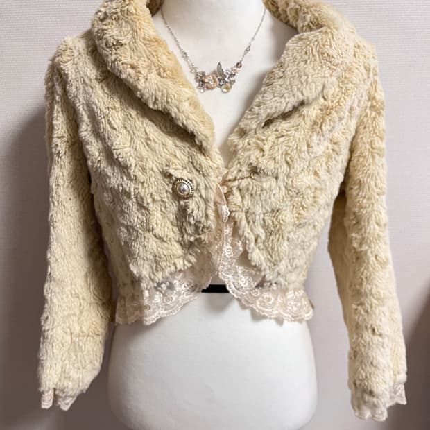 엑시즈팜 퍼 볼레로 자켓 라떼 코트 레이스 크롭