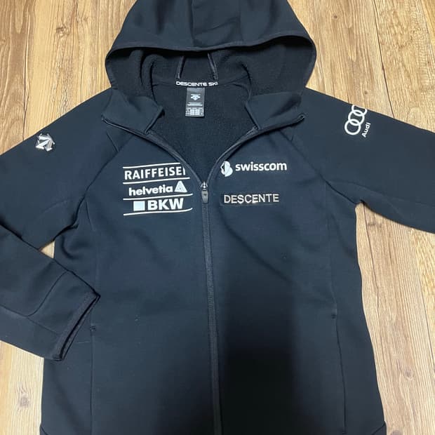 데상트 레플리카 스키 플리스 아우디 후드집업 150 영애슬릿 스키팀 후리