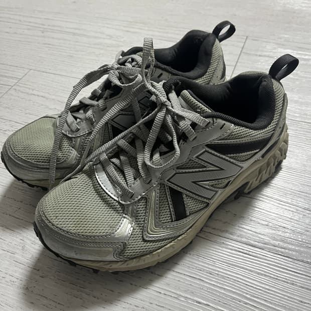 뉴발란스 410v5 실버 - 2E 와이드