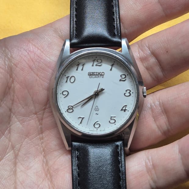 seiko quartz 아라빅인덱스 빈티지시계