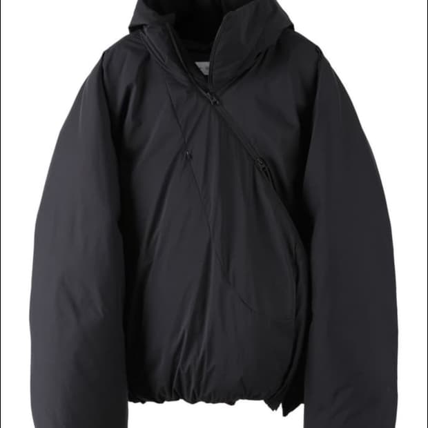 파프 센터 5.1 패딩 블랙 구해봅니다.