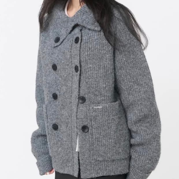 미세키서울 더블버튼 니트 가디건 그레이