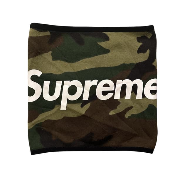 슈프림 (Supreme) 넥게이터 카모