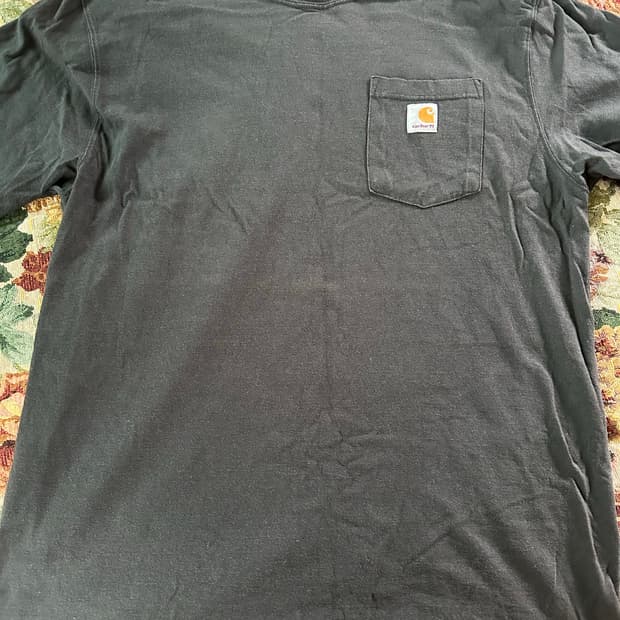 칼하트 포켓반팔