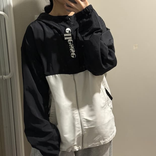 ellesse 바람막이