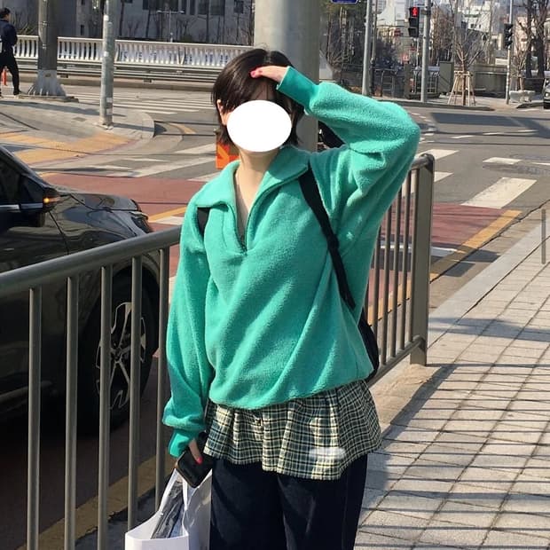 노컨텐츠 레이어드 체크 스커트 그린
