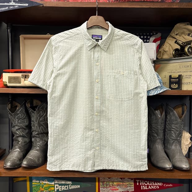 파타고니아 파스텔톤 윈도우 체크 시어서커 반팔셔츠 N1248