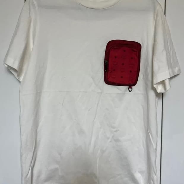 MCM 화이트 포켓 반팔 티셔츠