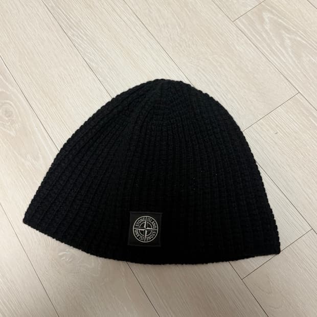 스톤아일랜드 23fw 와플니트 비니 블랙