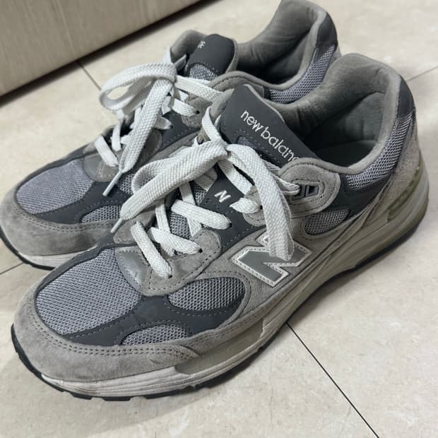 뉴발란스 992 그레이 270 