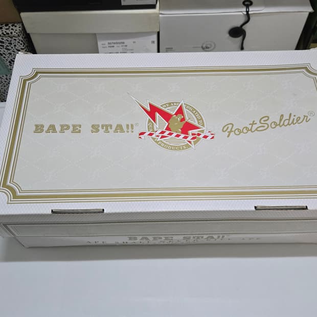 베이프 X 트레비스스캇 베이프스타 275사이즈