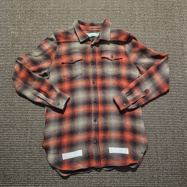 오프화이트 오렌지 플란넬 체크 셔츠