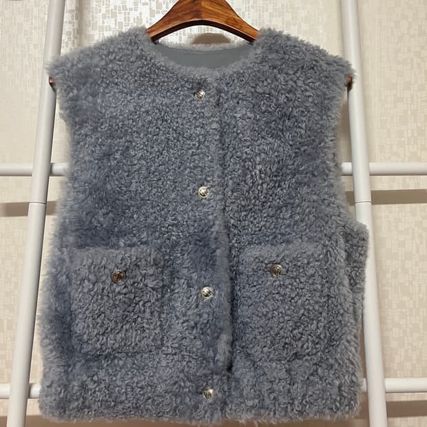 마쥬 리얼양털 조끼