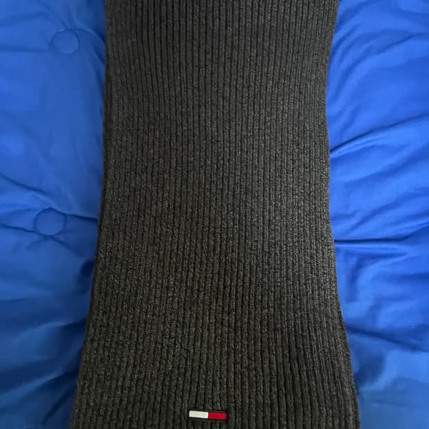 타미힐피거 목도리, 머플러