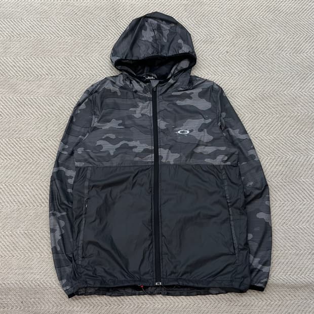 오클리 카모 후드바람막이 r3535