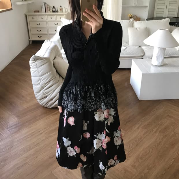 vintage pleats blouse