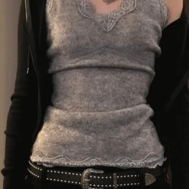 쿄이 Lace sleeves
