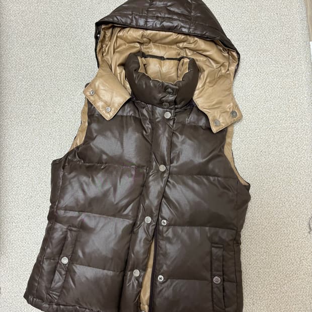 타미힐피거 리버시블 패딩조끼 브라운