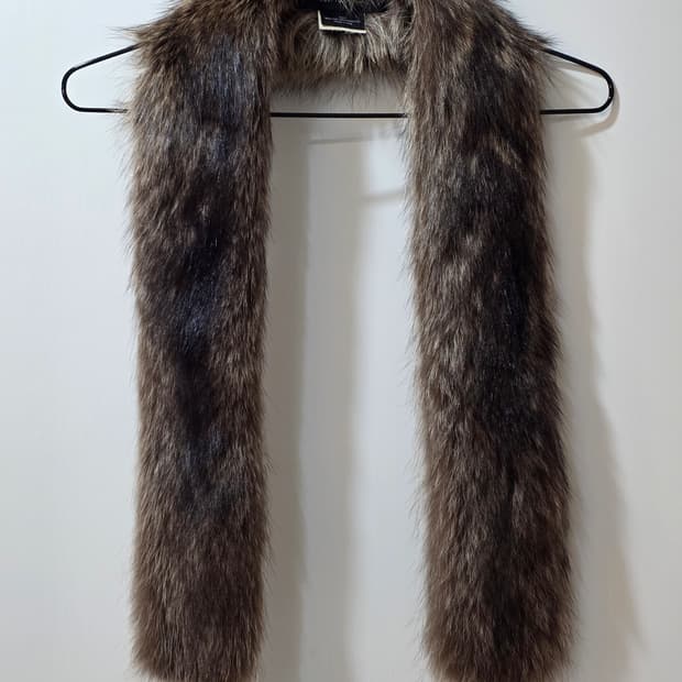 구찌 톰포드 리얼 폭스퍼 머플러 목도리  (아카이브)