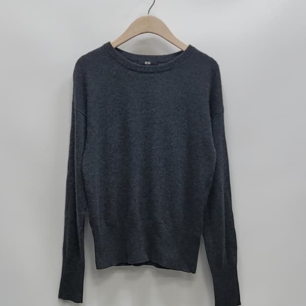 유니클로 캐시미어 100% 니트 / 여 M 다크그레이
