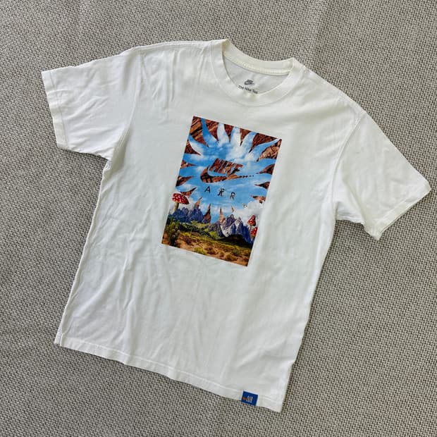 M 나이키 서퍼 반팔티 화이트 0326D 