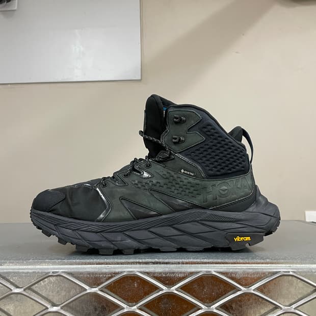 호카오네오네 아나카파 미드 GTX 트레킹화 280
