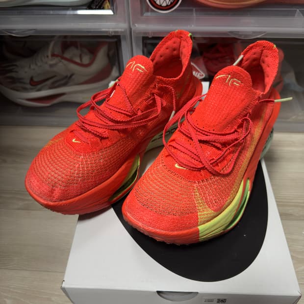 나이키 줌 알파플라이 넥스트3% 260사이즈